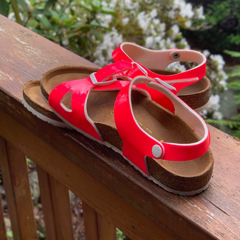 Birkenstock Rio Sandal. (Child)